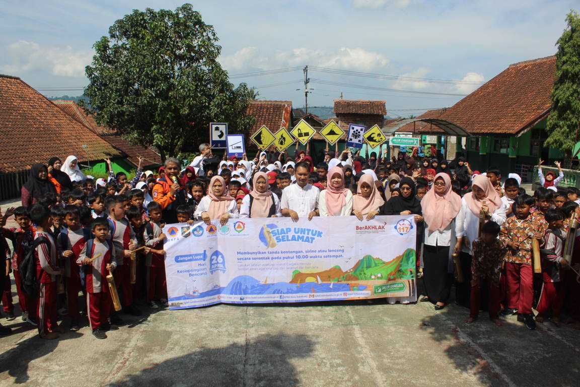 Kegiatan KIE dan Pelatihan Penanganan Bencana di SD Negeri Sindangsari Kota Sukabumi